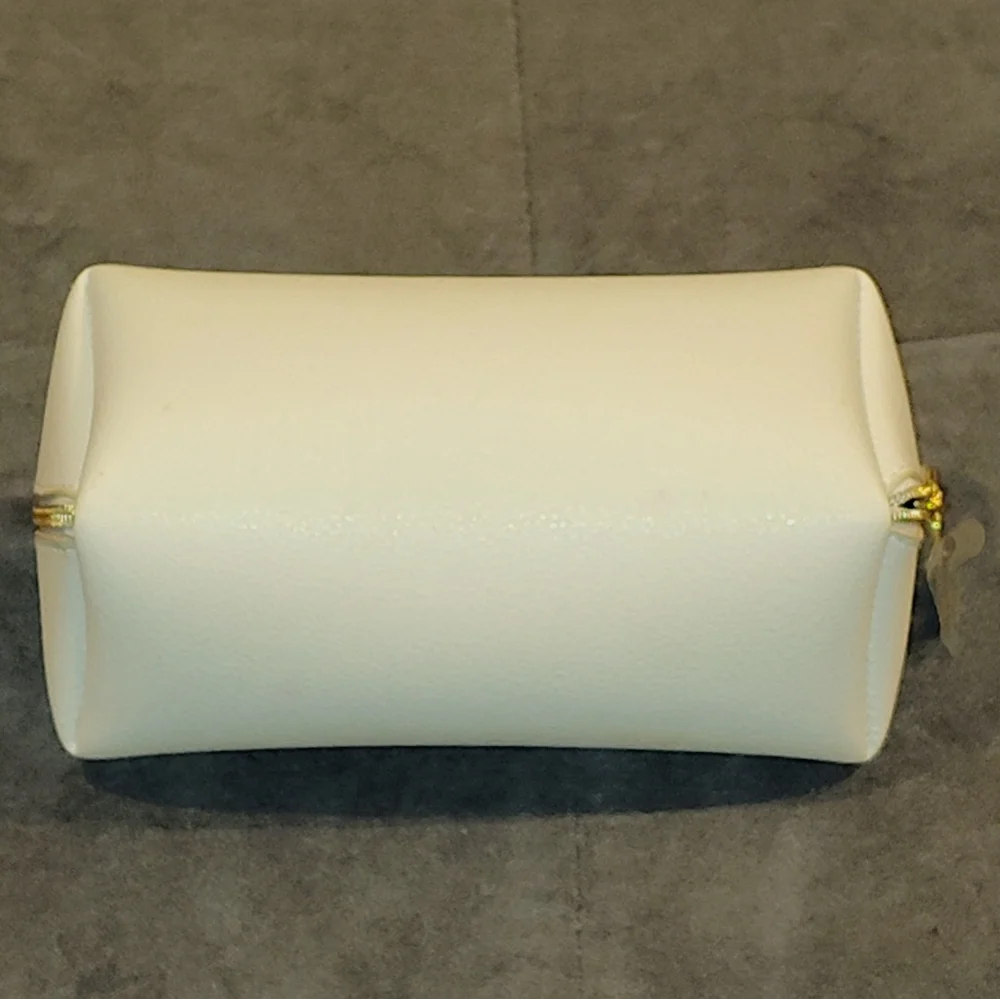 NEW DIOR WHITE LEATHER EMBOSSED SUNGLASSES / COSMETICS ZIPPERED CASE WITH CHARM - Picture 6 of 12